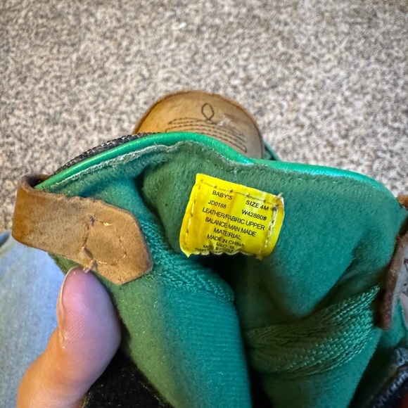 John Deere Johnny Poppers Baby Infant Boots Size 4 Camo - Picture 6 of 6